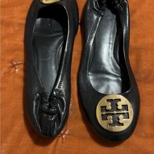 Tory Burch Black Flats with Gold Logo - 8